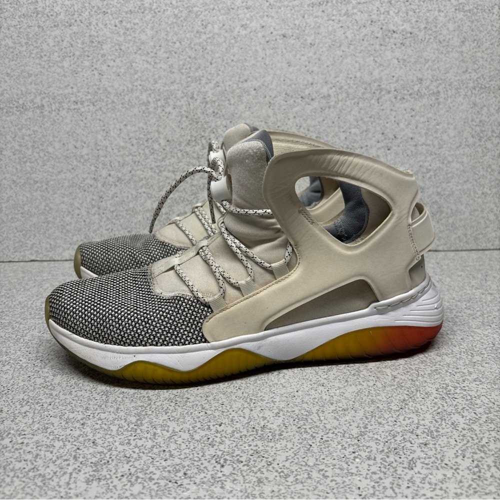 Nike Air Flight Huarache Ultra Basketball Shoes 880856-101 US 10 Men’s